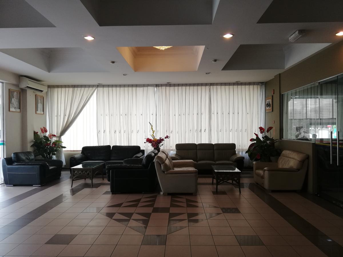 Hotel Damai Parit Buntar Εξωτερικό φωτογραφία